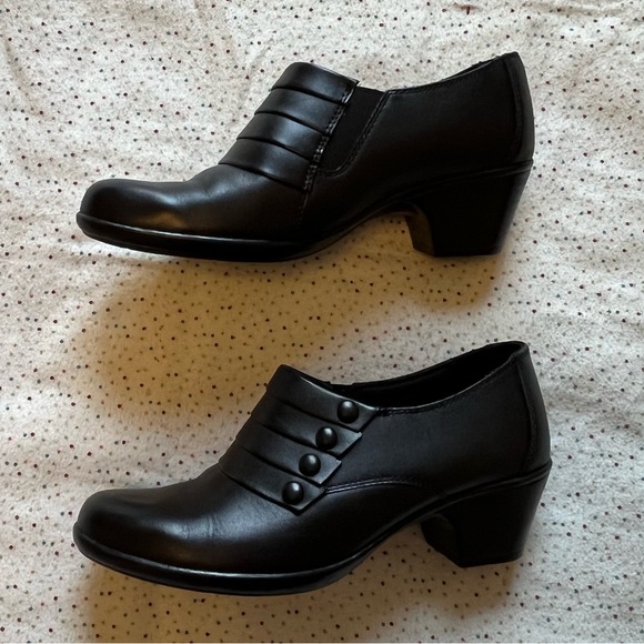 Like New - Clark’s Bendables Ingalls Falls Bootie Size 7.5 - Picture 6 of 10